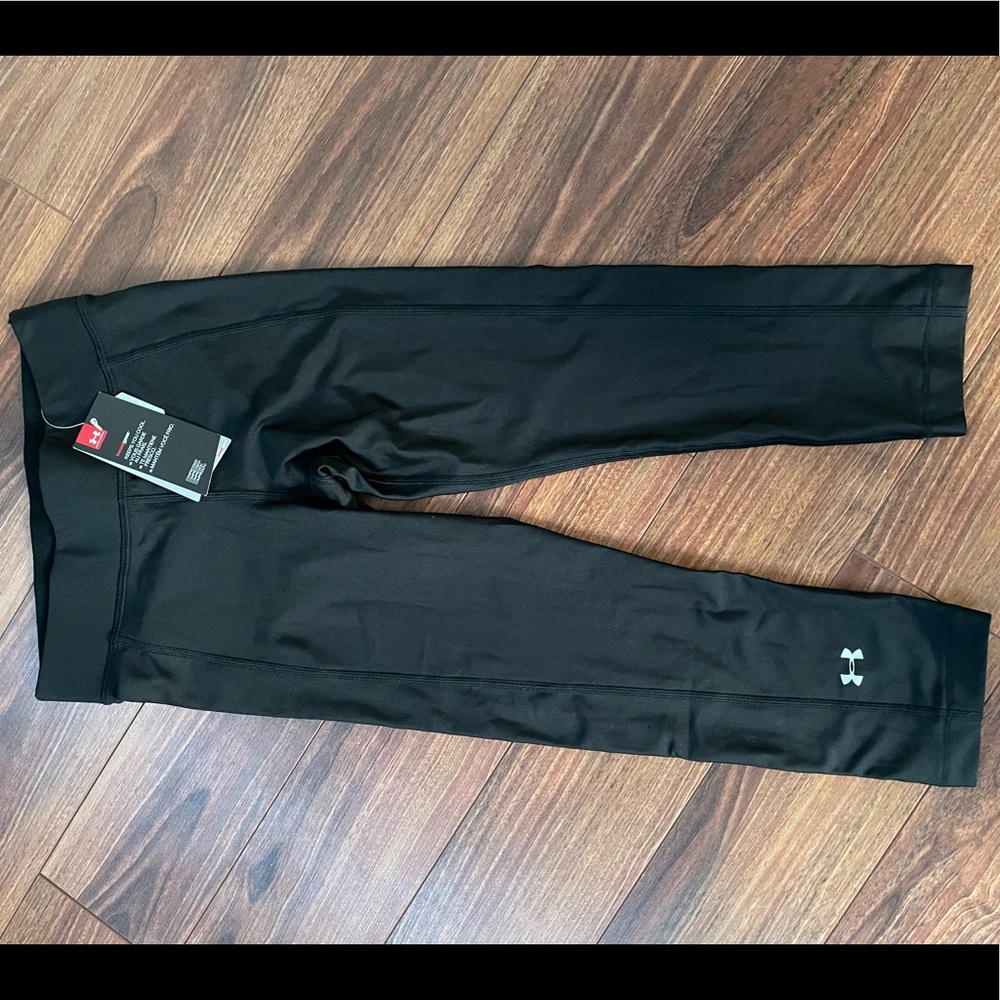 Under armour capri compression leggings